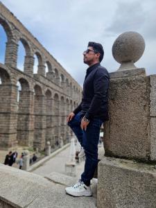 633149718: Chico busca chica en Madrid