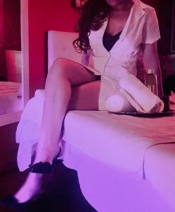 Chica busca chico en Almería: 