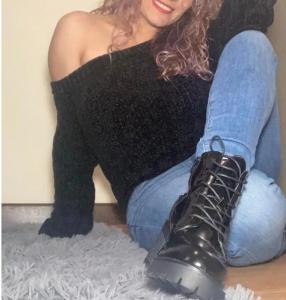Chica busca chico en Barcelona: 