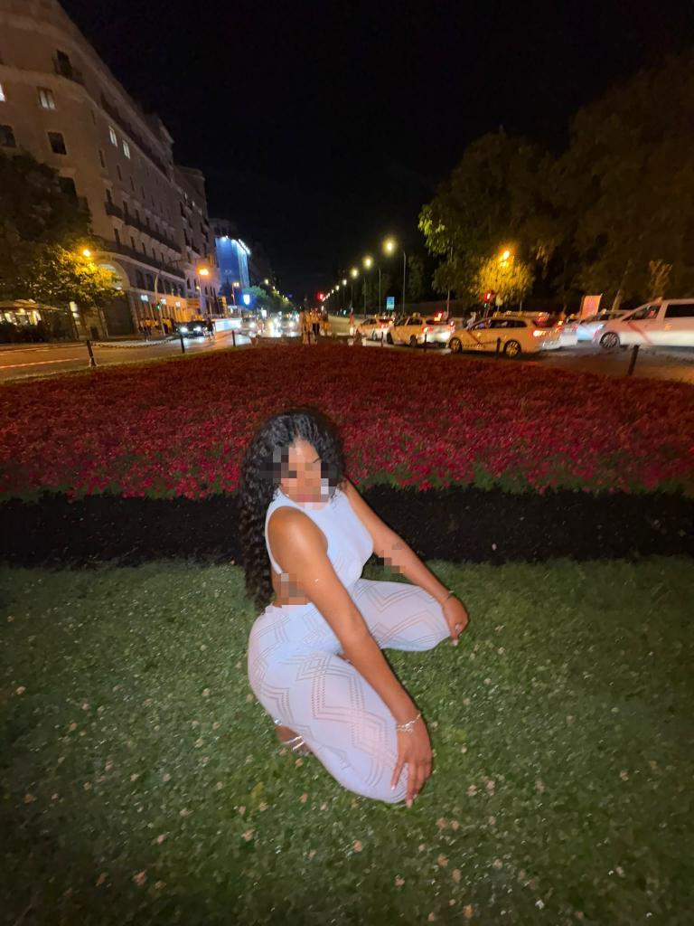 602528173: Chica busca chico en Sevilla