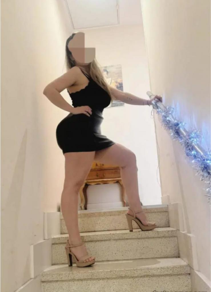 Chica busca chico en Cádiz: 