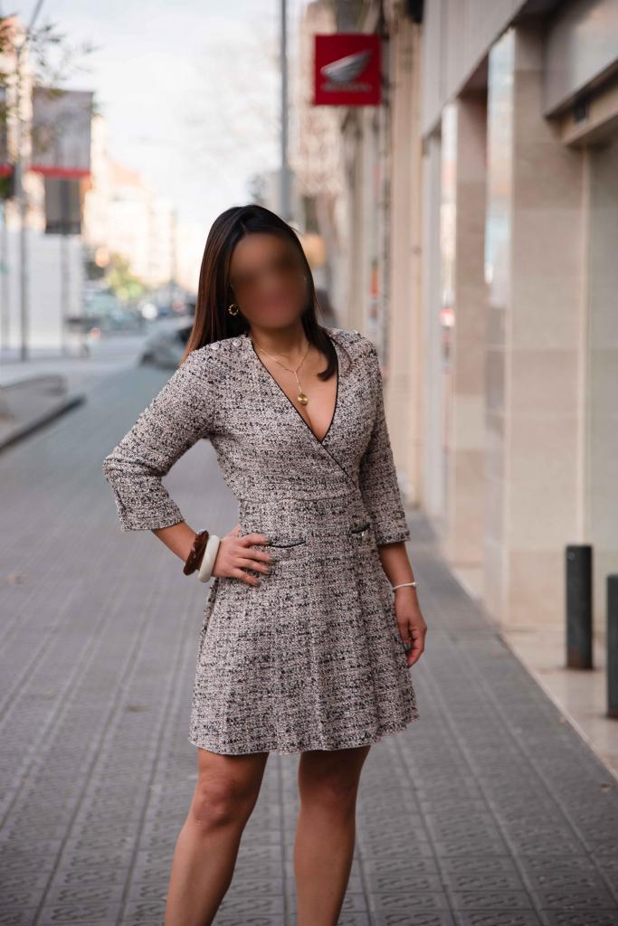 689663078: Chica busca chico en Barcelona