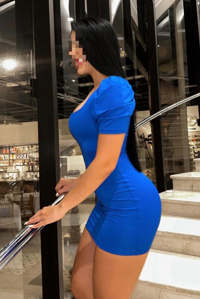 667734716: Chica busca chico en Lérida