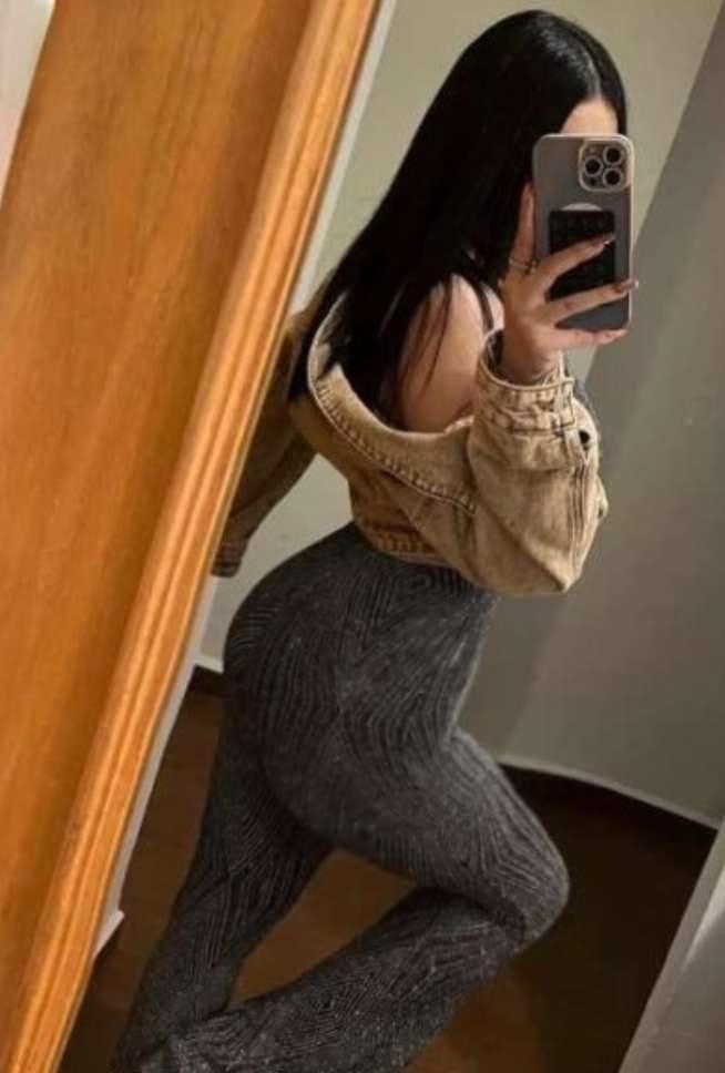 Chica busca chico en Jaén: 