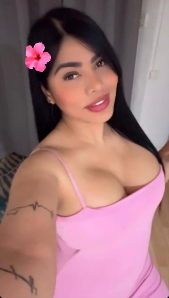 666314324: Chica busca chico en Ibiza