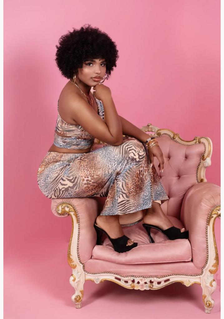 Chica busca chico en Murcia: 