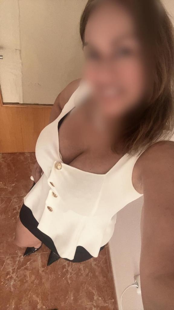 Chica busca chico en Murcia: 