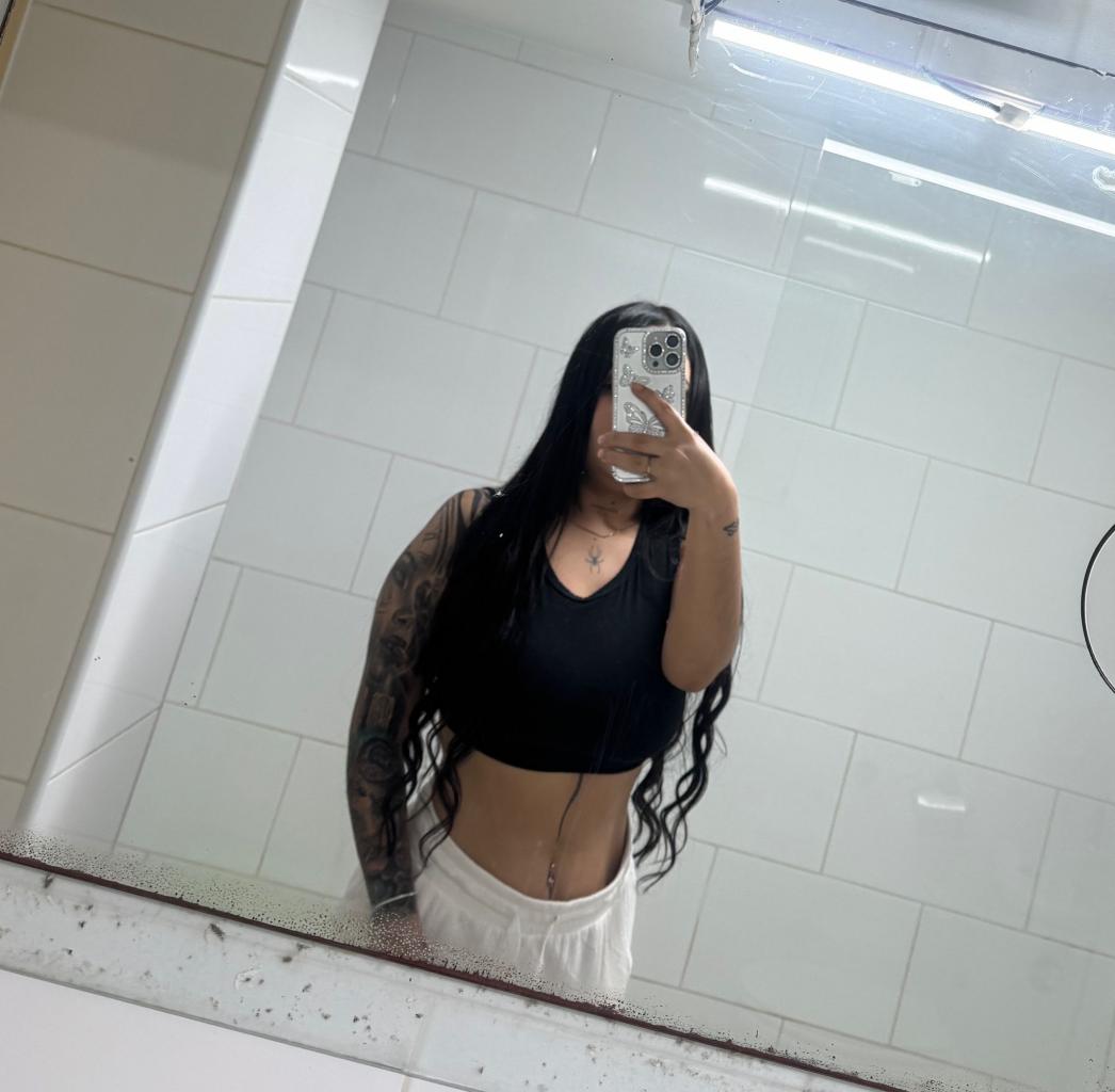 674938844: Chica busca chico en Barcelona