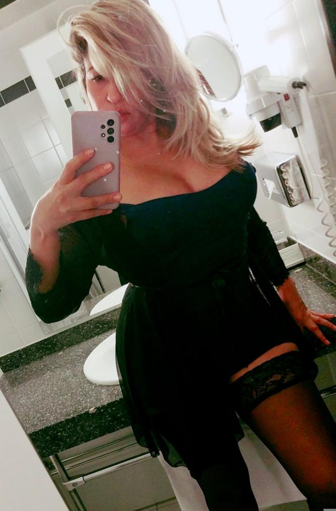 Chica busca chico en Lérida: 