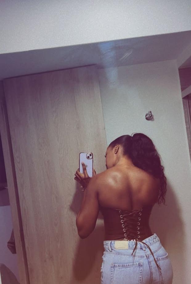 Chica busca chico en La Coruña: 