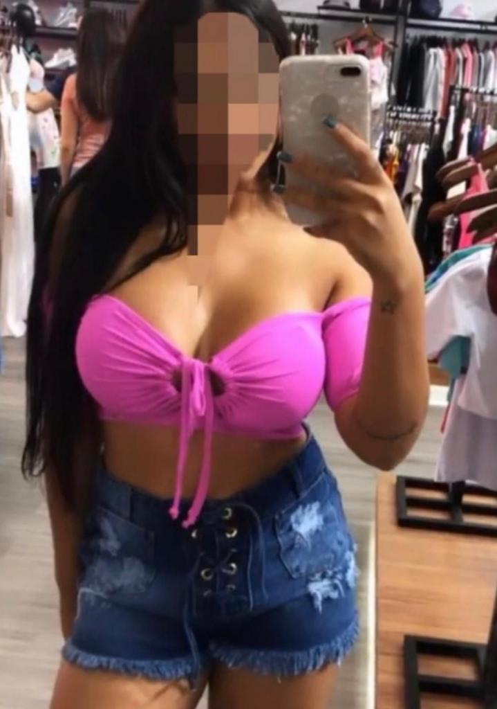 695656866: Chica busca chico en Lugo