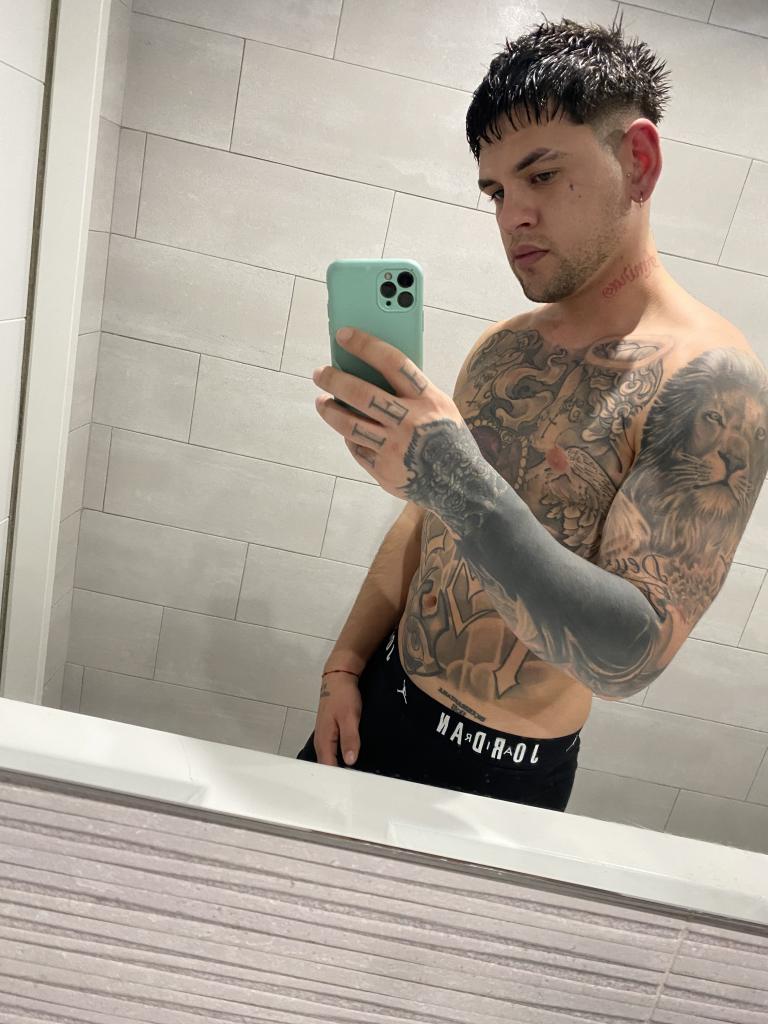 Chico busca chica en Barcelona: 