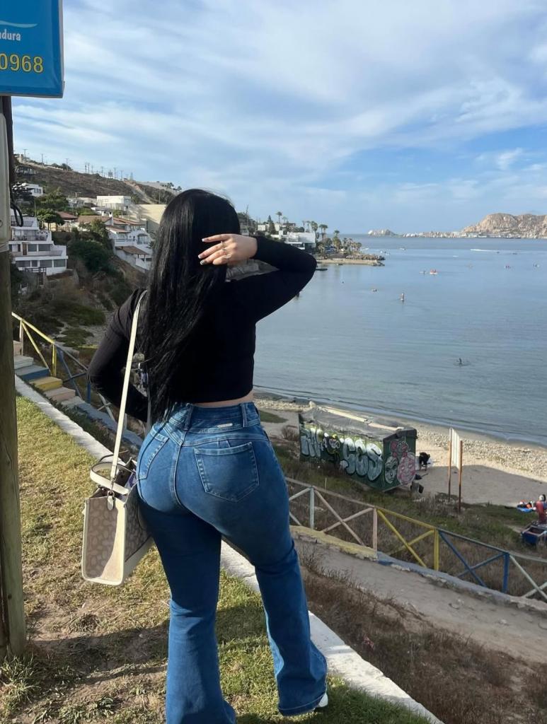 Chica busca chico en La Coruña: 
