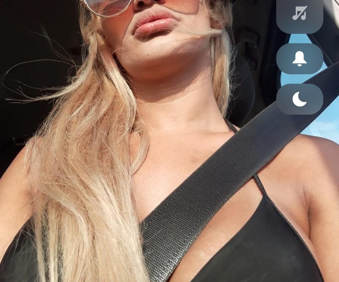 Chica busca chico en Granada: 