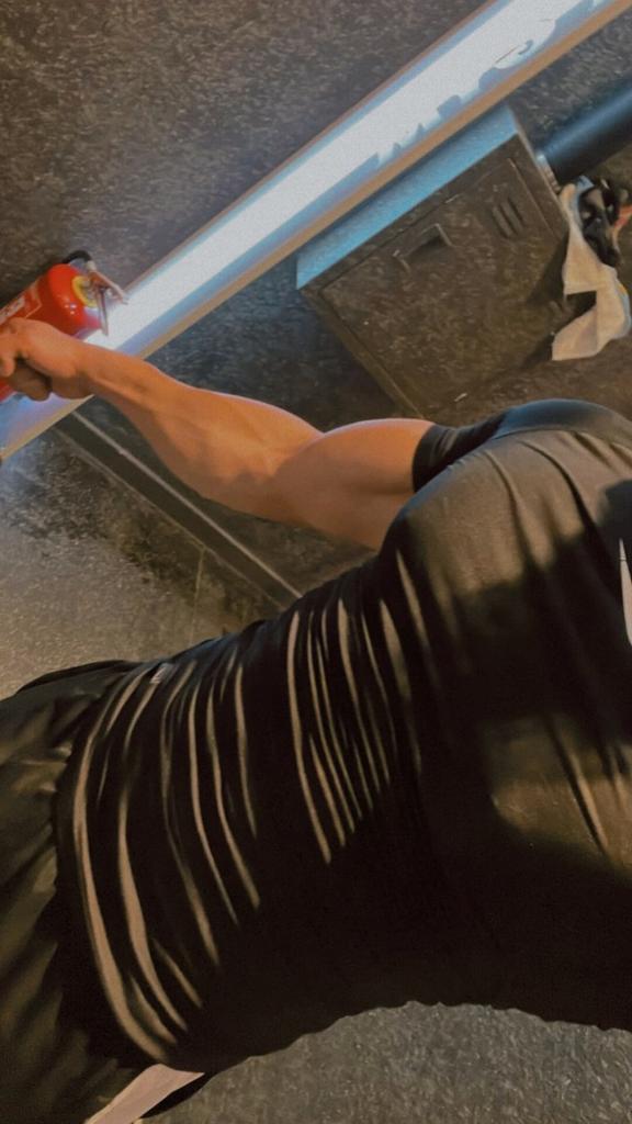 614473358: Chico busca chica en Madrid