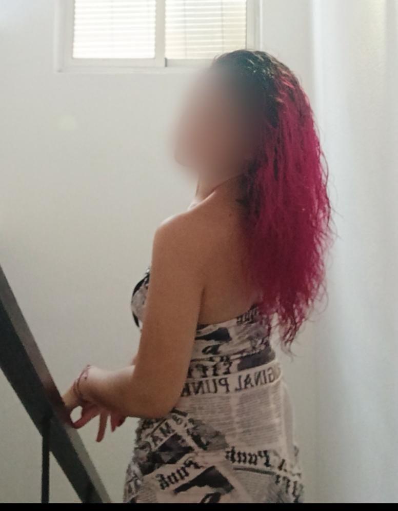 Chica busca chico en Almería: 