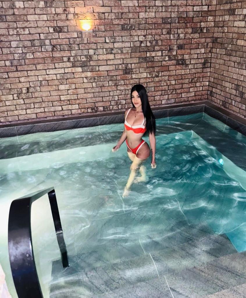 631906510: Chica busca chico en Vizcaya