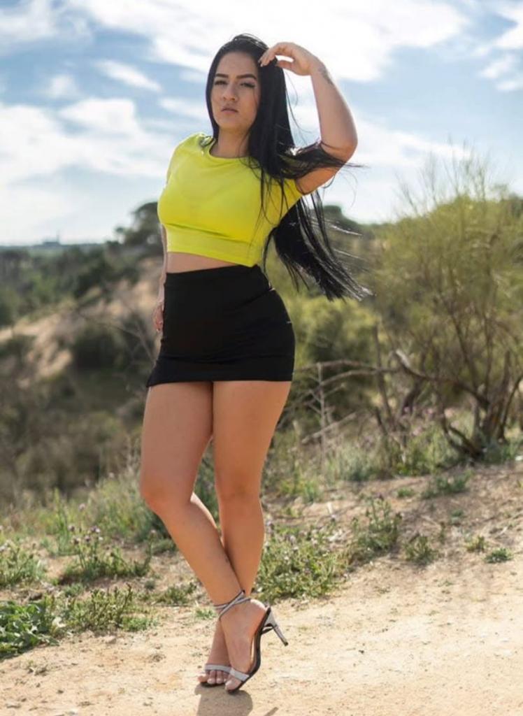 Chica busca chico en Valencia: Chica busca chico