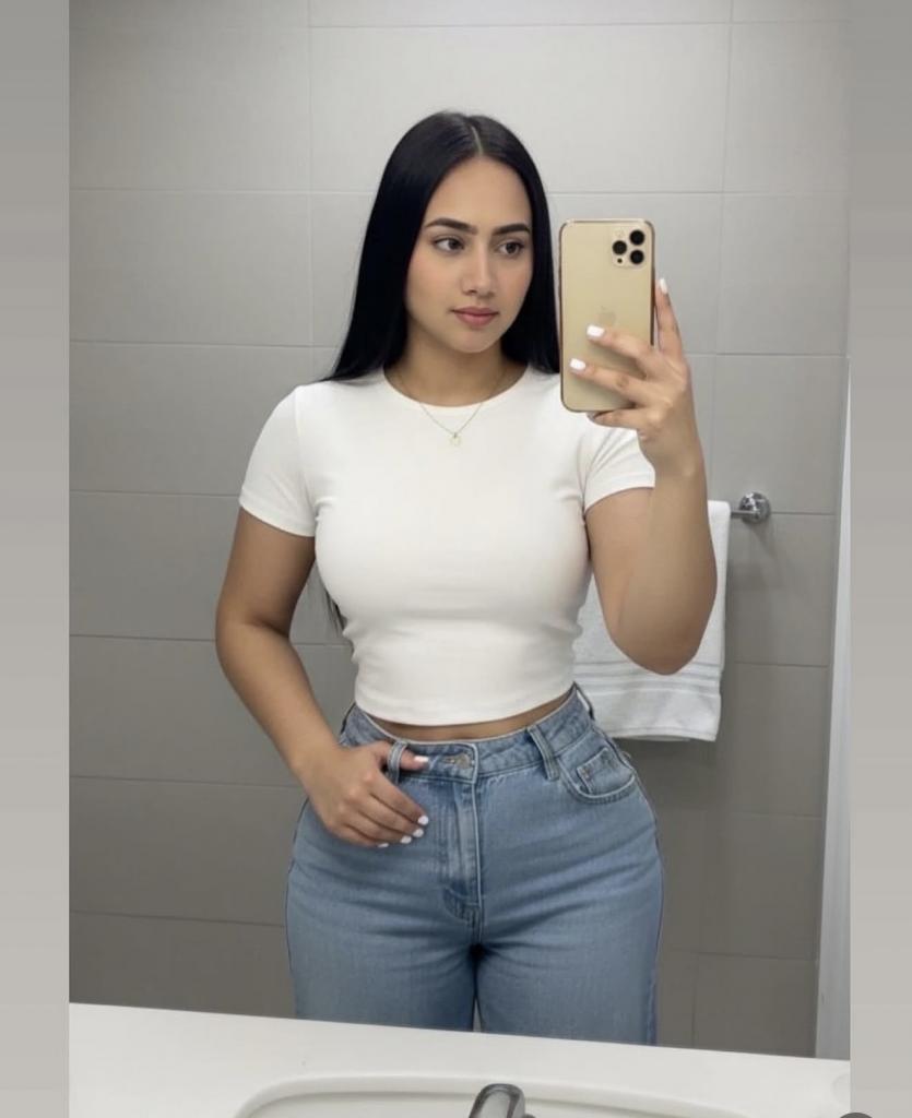 Chica busca chico en Almería: 