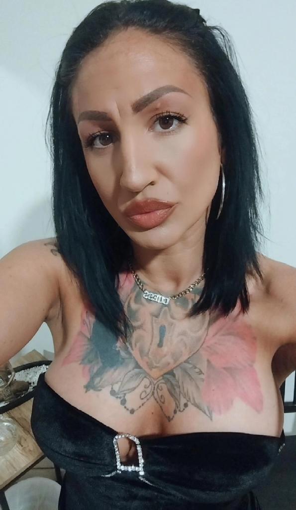 678419141: Chica busca chico en Barcelona