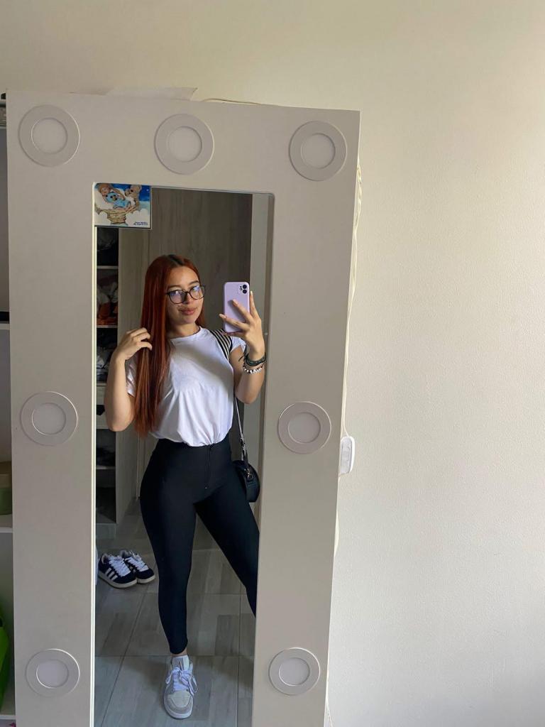 Chica busca chico en Alicante: 