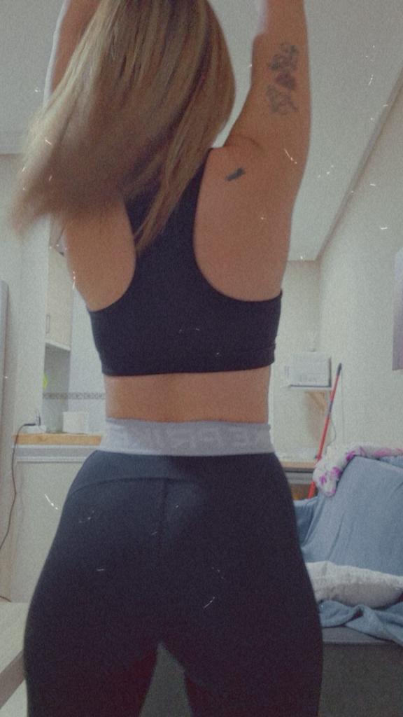 Chica busca chico en Almería: 