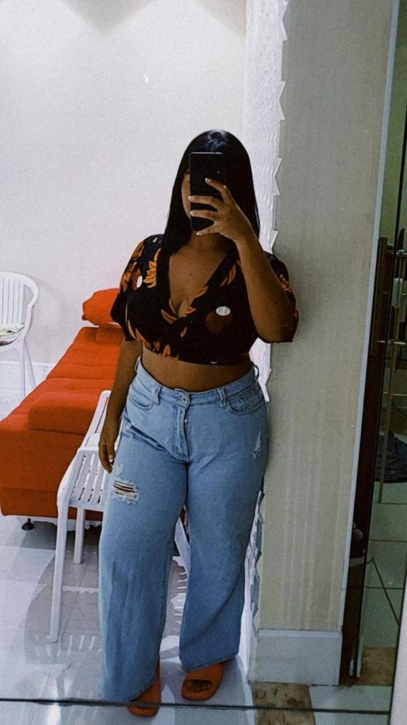 Chica busca chico en Huelva: 