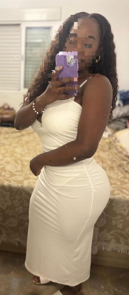 Chica busca chico en Cádiz: 