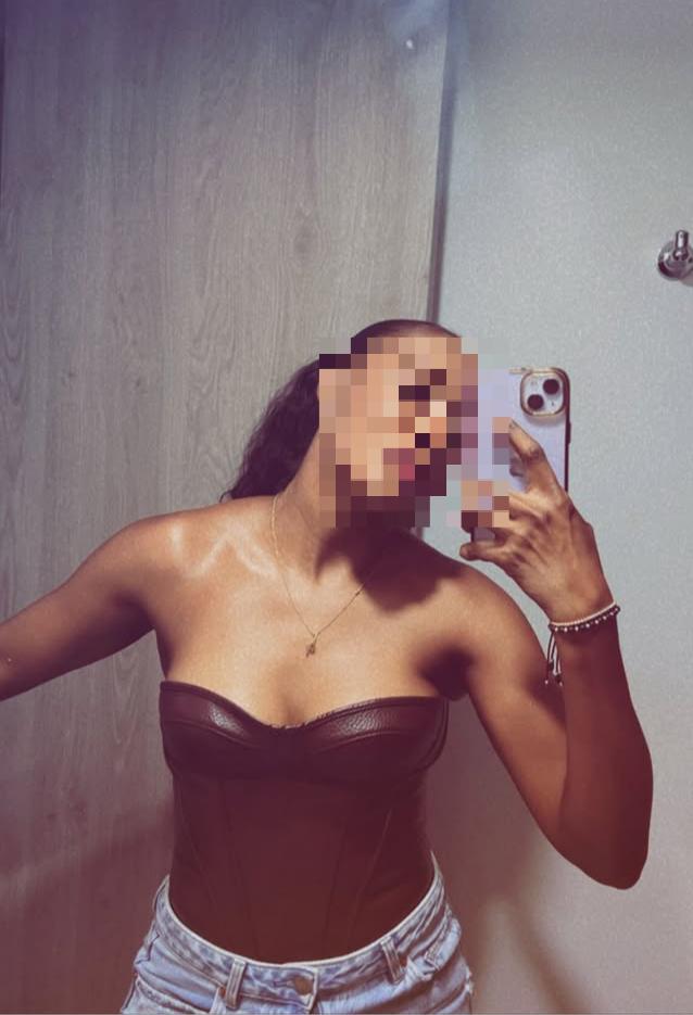 Chica busca chico en La Coruña: 