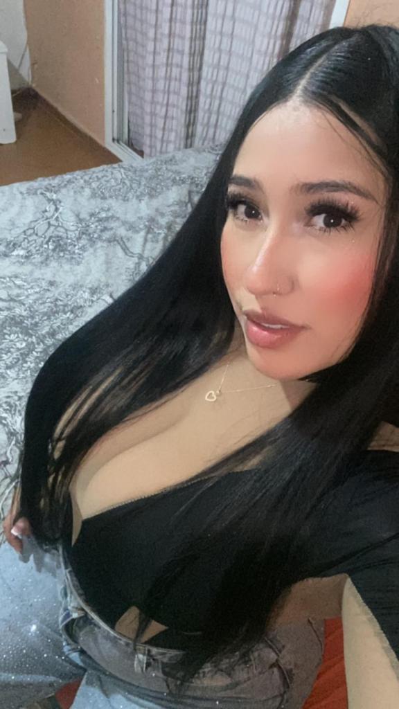 Chica busca chico en Cádiz: 