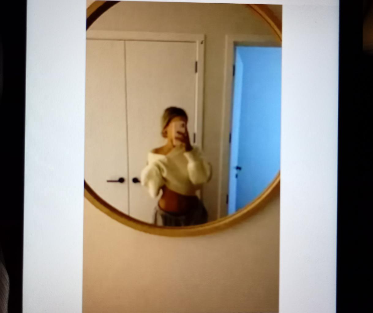 674367382: Chica busca chico en Barcelona