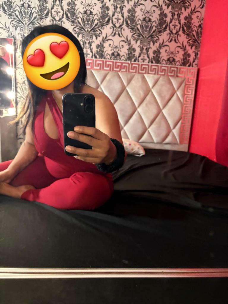 Chica busca chico en Barcelona: 