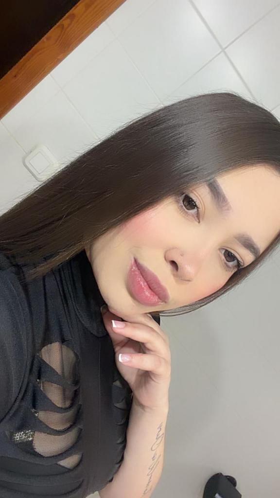 642394241: Chica busca chico en Madrid