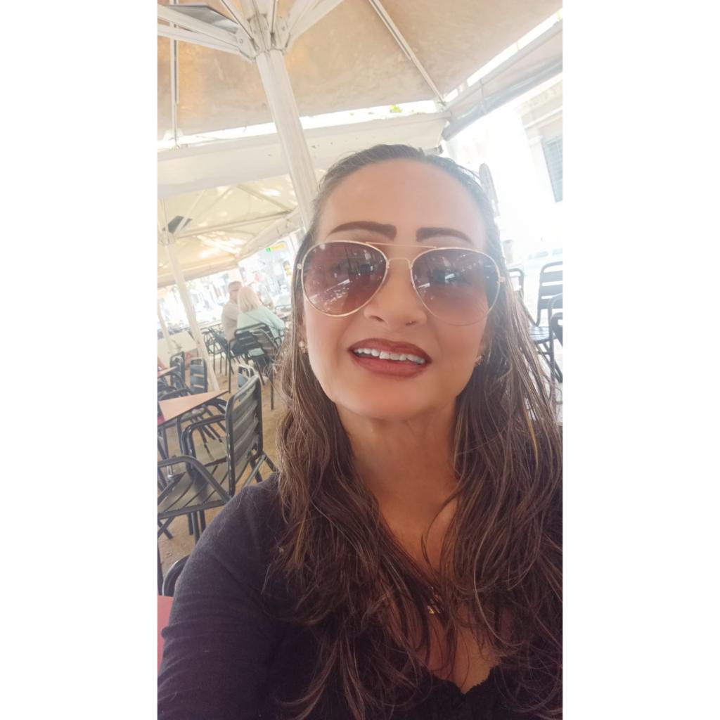 631118490: Chica busca chico en Alicante