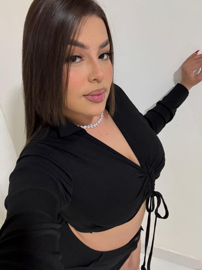 Chica busca chico en Málaga: Chica busca chico