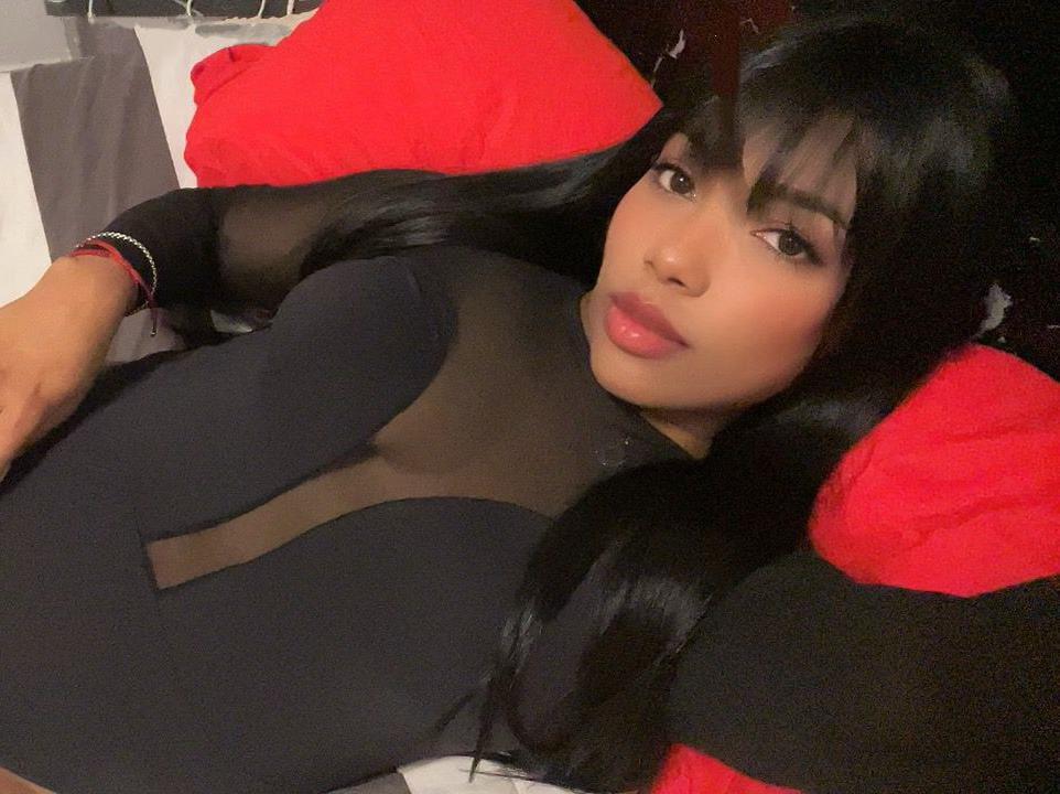 674968141: Chica busca chico en Murcia