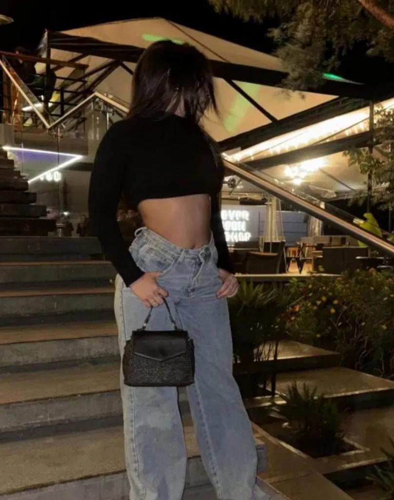 Chica busca chico en Sevilla: 