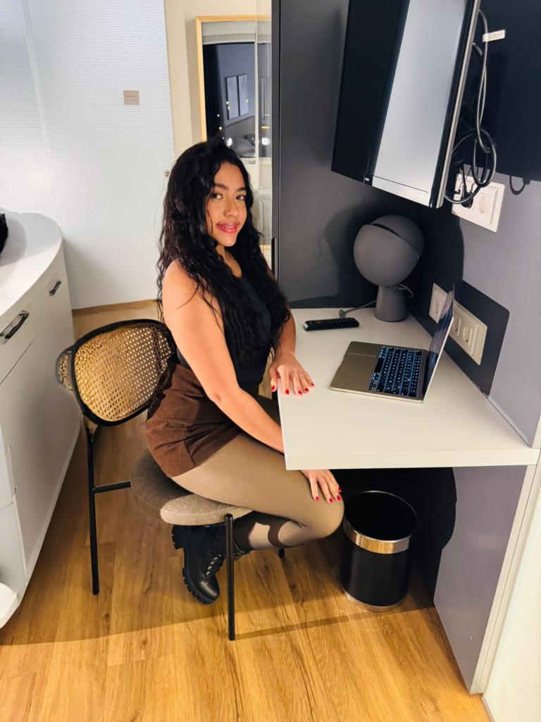 Chica busca chico en Madrid: 