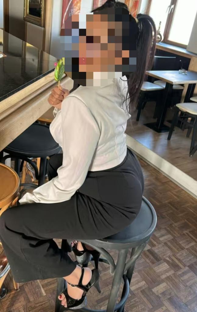 Chica busca chico en Gerona: 