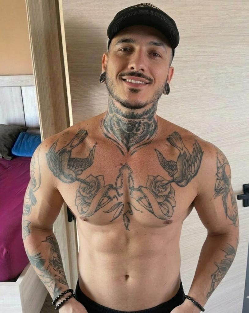 Chico busca chica en Sevilla: 