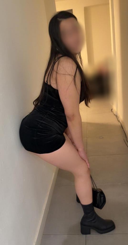 Chica busca chico en Granada: 