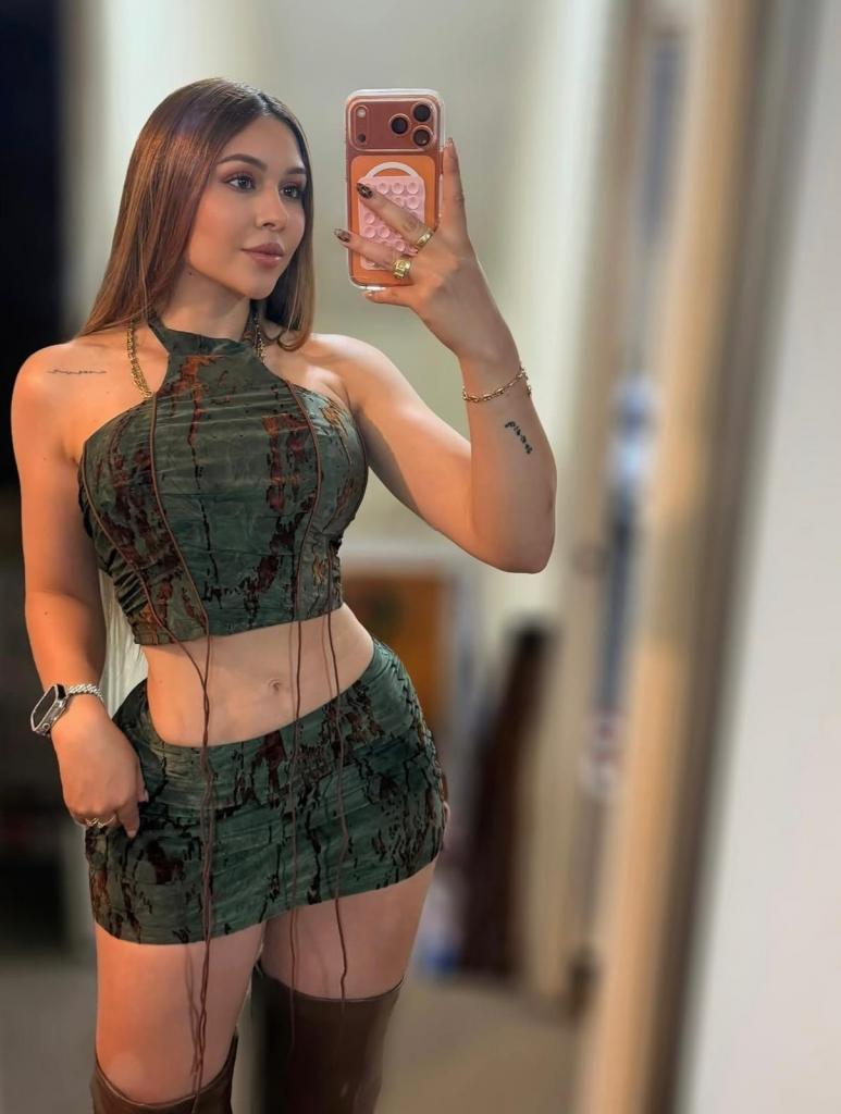 Chica busca chico en Cádiz: 