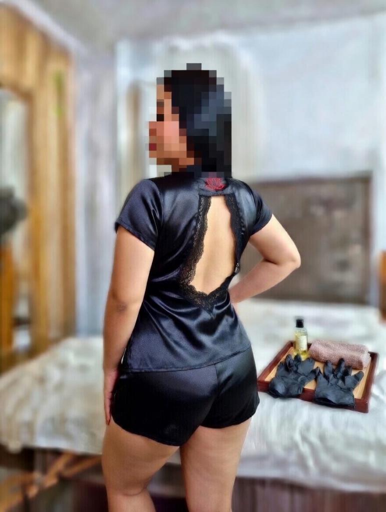 Chica busca chico en La Coruña: 