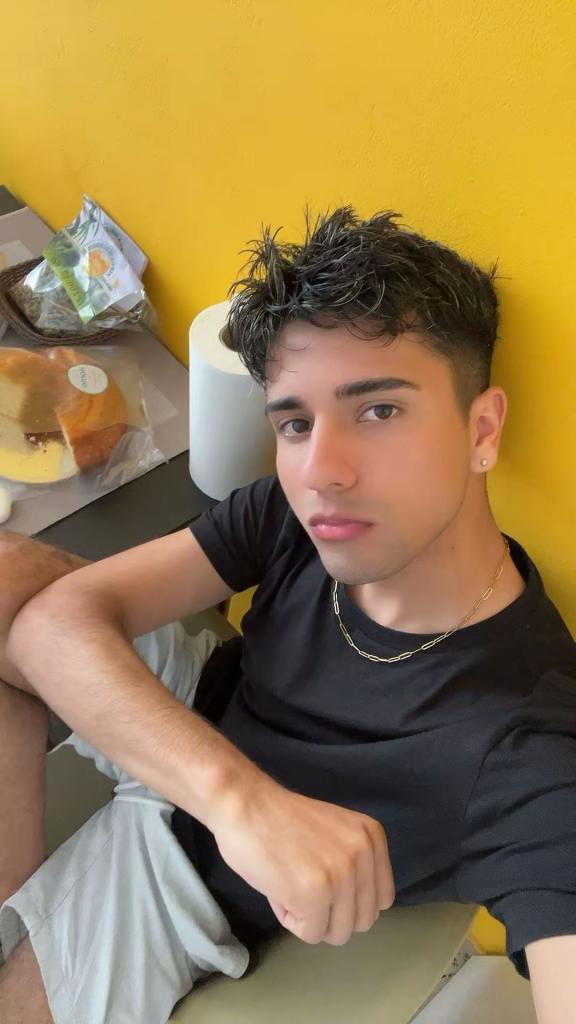 612499302: Chico busca chica en Las Palmas