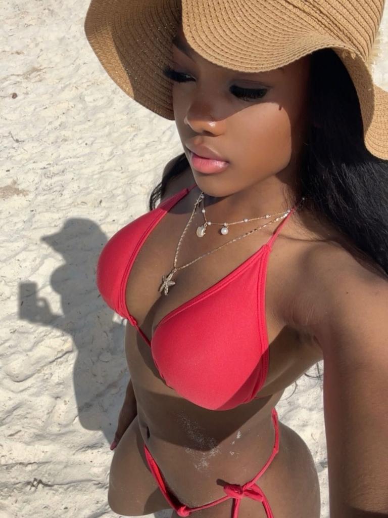 Chica busca chico en Barcelona: 