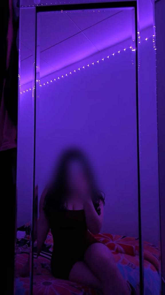 Chica busca chico en Burgos: 