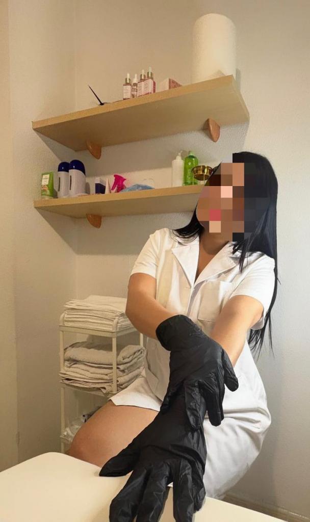 642895363: Chica busca chico en Murcia