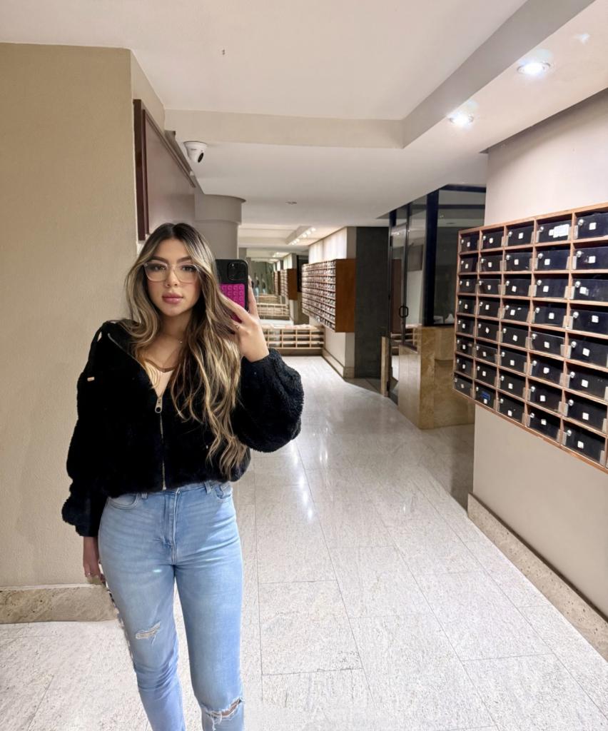 641083960: Chica busca chico en Murcia