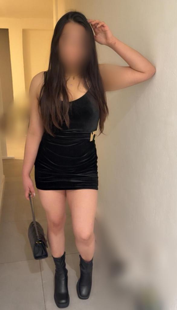 Chica busca chico en Granada: Chica busca chico