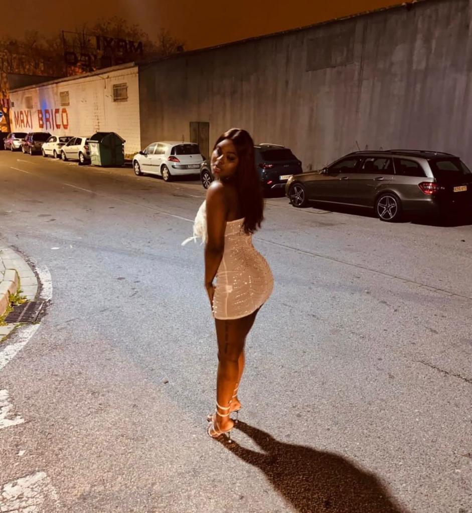 Chica busca chico en Cádiz: 